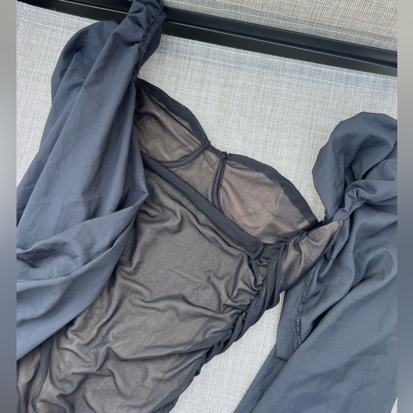 Pretty little things Black tight dress - Picture 3 of 6